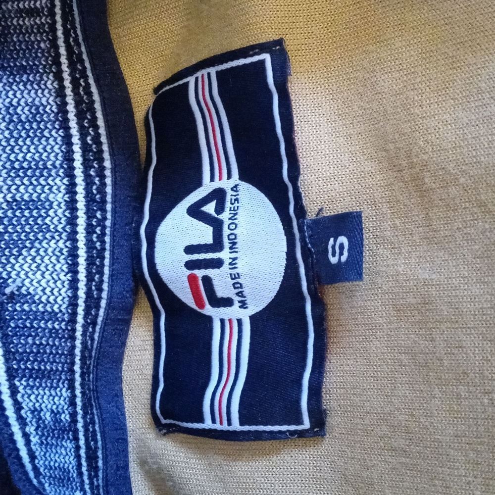Fila Cropped Sweater - Picture 3 of 6